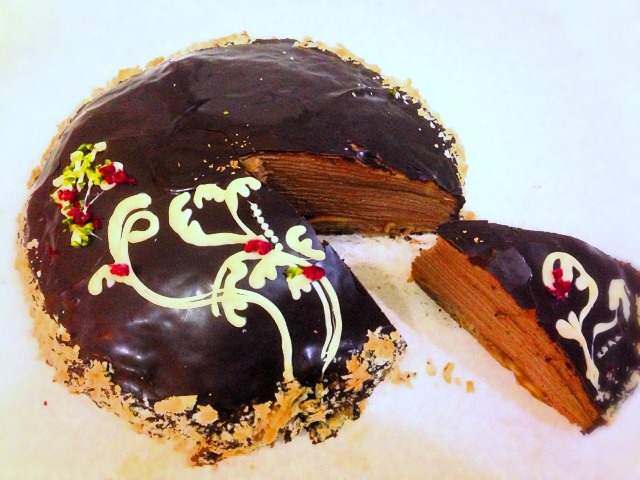 キャラメルバナナのチョコミルクレープ