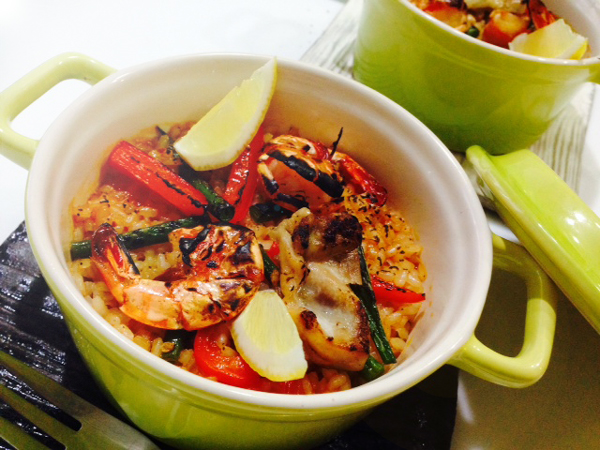 サーモンとキノコのパエリア